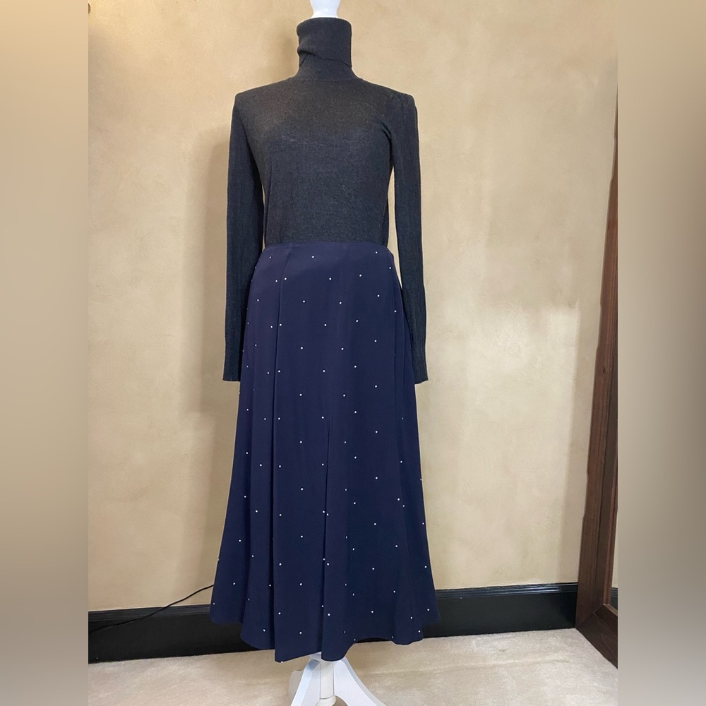 Vince Camuto Polka dot Navy skirt / Size 2 / Small